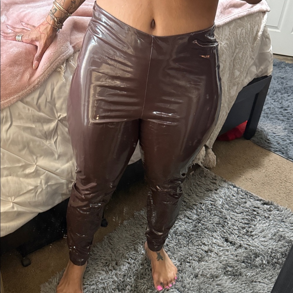 Good American Shiny Brown Leggings